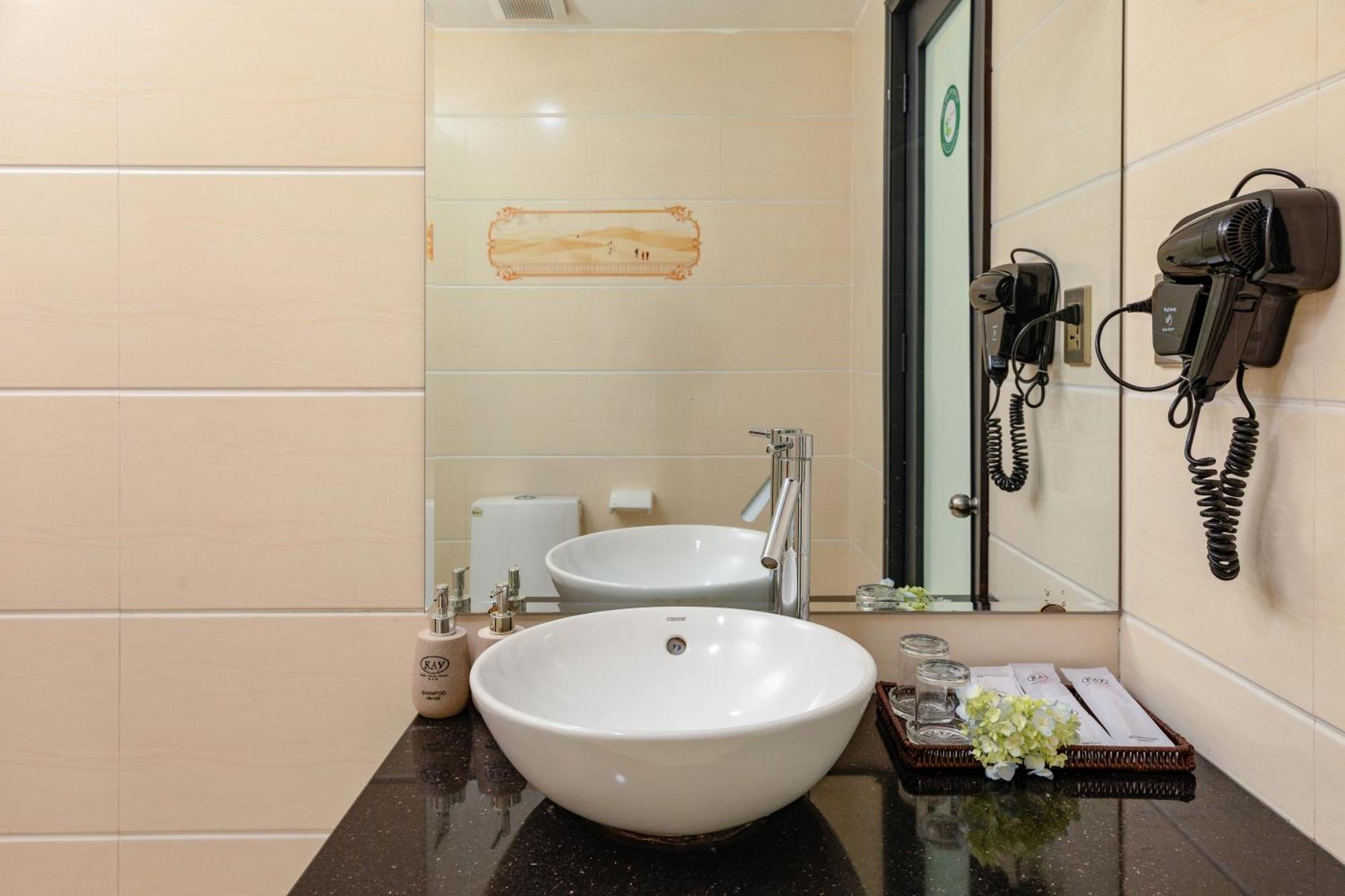 Kay Hotel Da Nang - Near Dragon Bridge מראה חיצוני תמונה