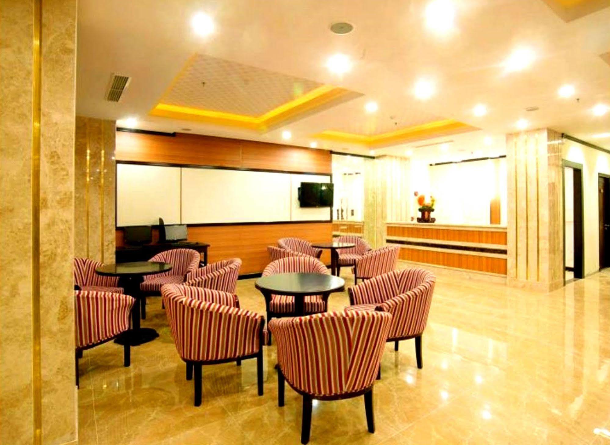 Kay Hotel Da Nang - Near Dragon Bridge מראה חיצוני תמונה
