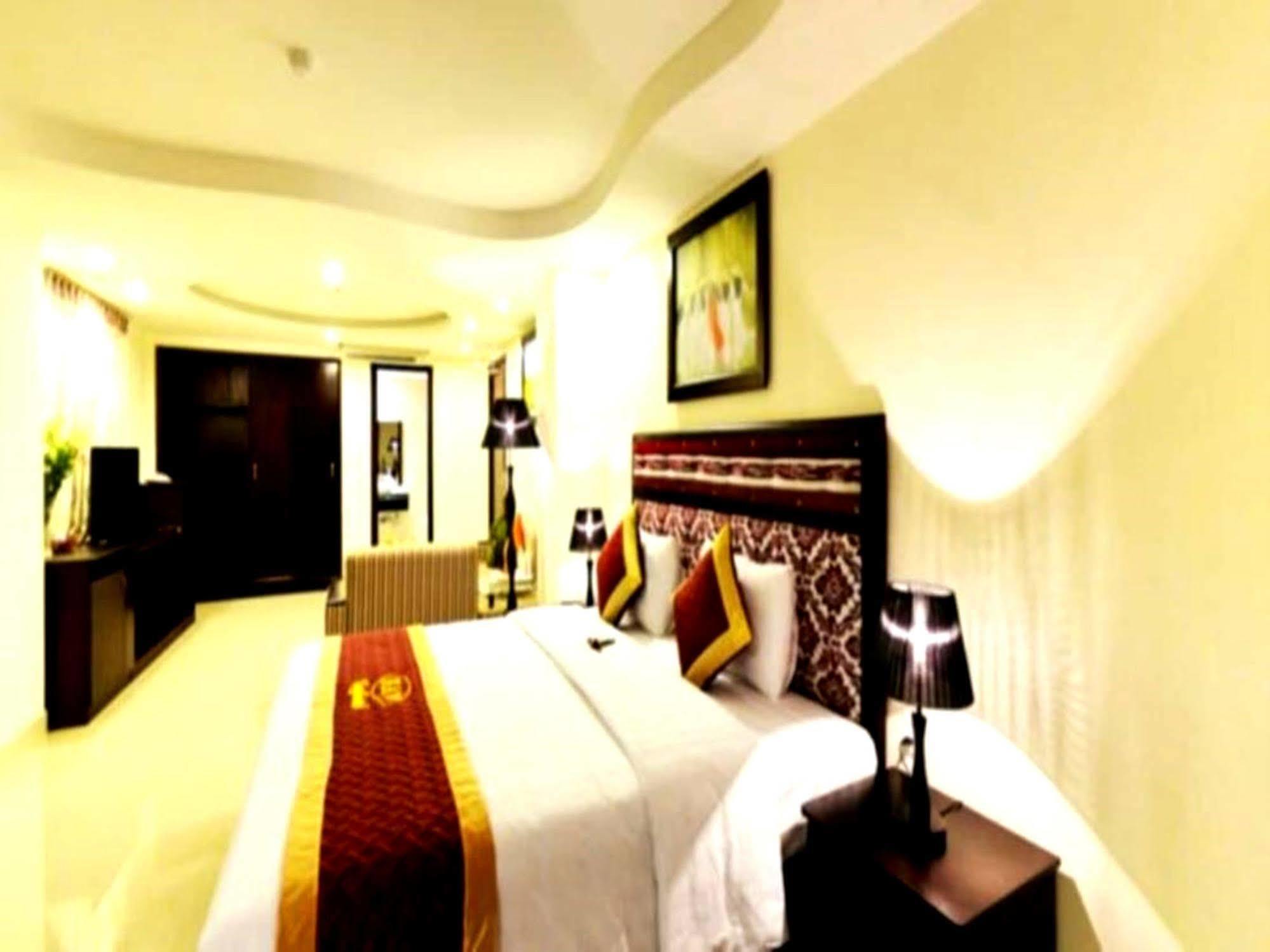 Kay Hotel Da Nang - Near Dragon Bridge מראה חיצוני תמונה